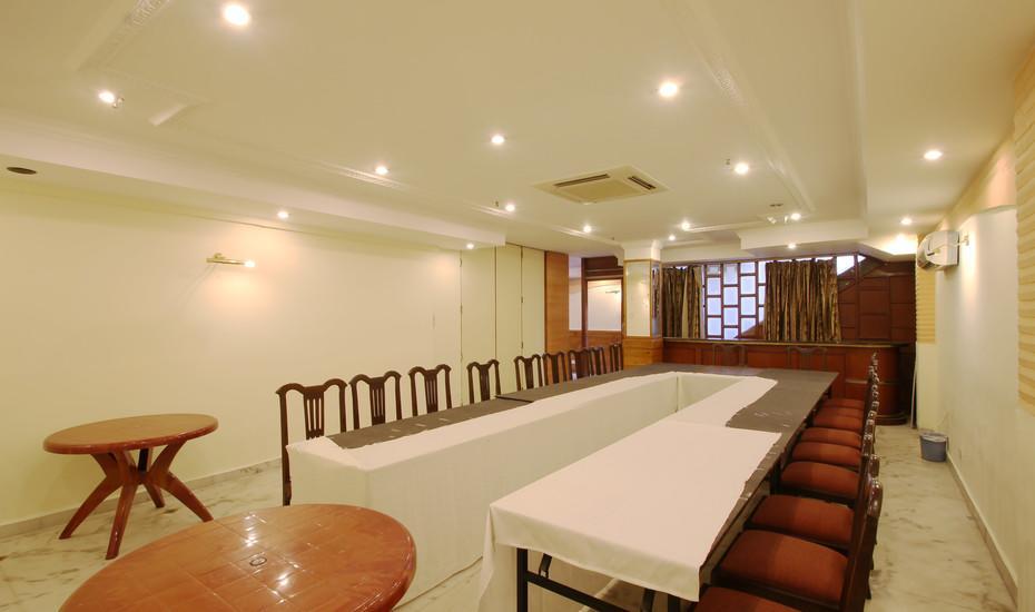 The Crest Inn Delhi  Buitenkant foto